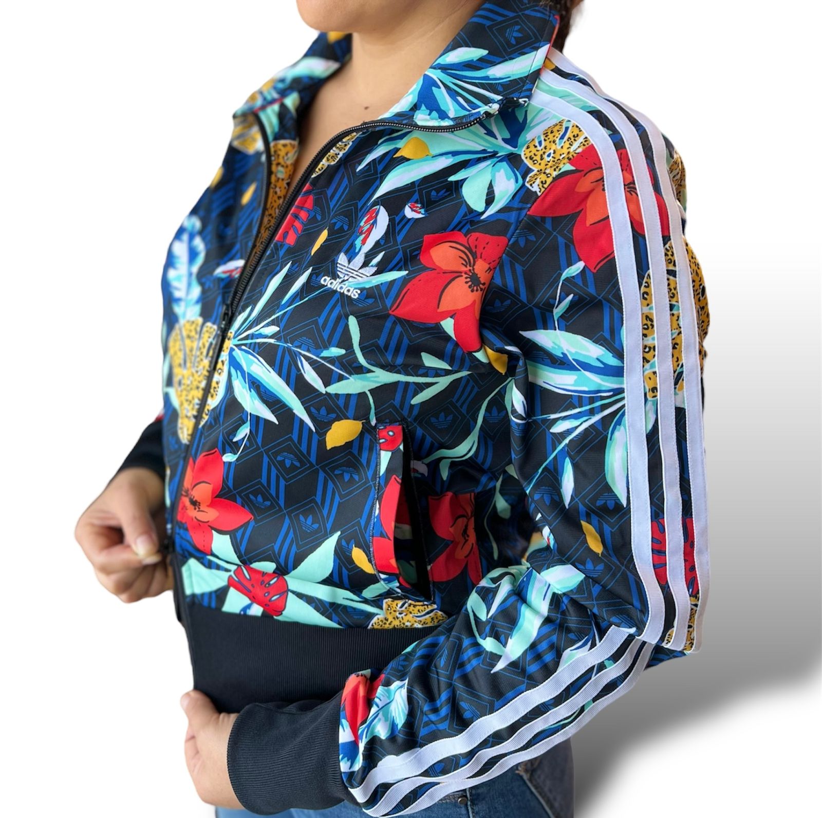 Casaca multicolor adidas-2